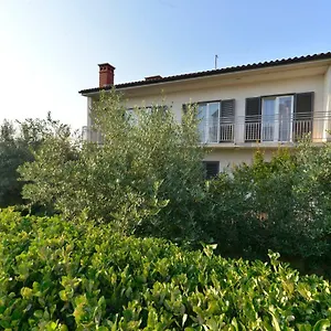  Apartment Meri